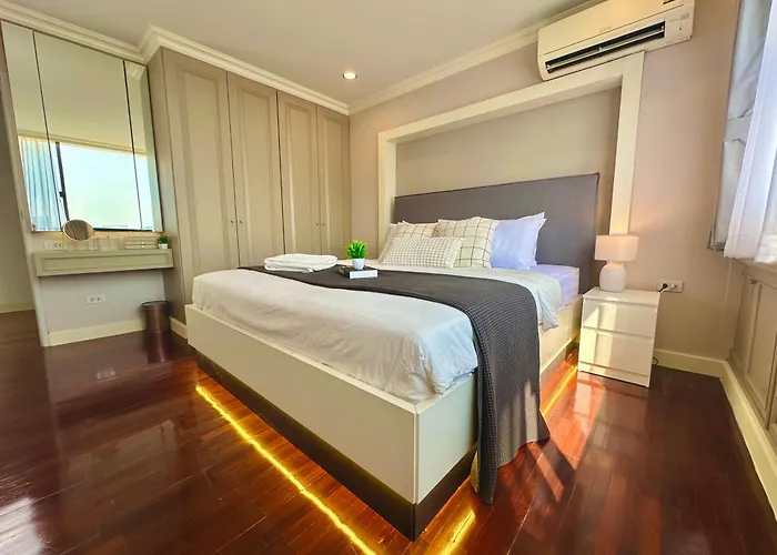 Luxury 3 Bedrooms In The Heart Of The *