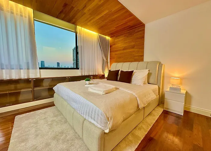 Luxury 3 Bedrooms In The Heart Of The Bangkok