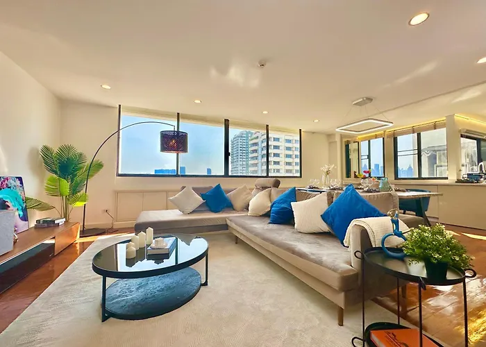 Luxury 3 Bedrooms In The Heart Of The *